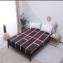 Load image into Gallery viewer, MECEROCK New Printing Bed Mattress Cover Waterproof Mattress Protector Pad Fitted Sheet Separated Water Bed Linens with Elastic